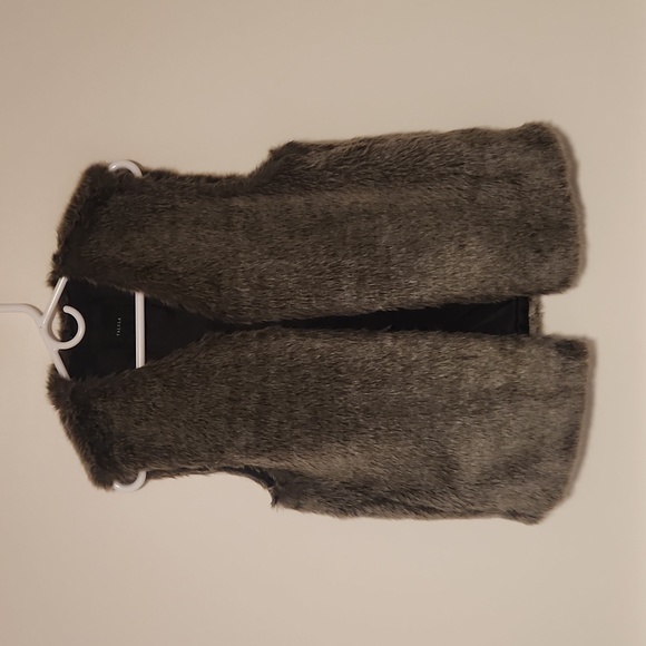 NWOT Talula Aritzia Park Slope Faux Fur Vest Brown S - Picture 1 of 9